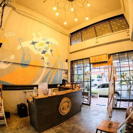 Vitamin Sea Hostel Phuket Extérieur photo